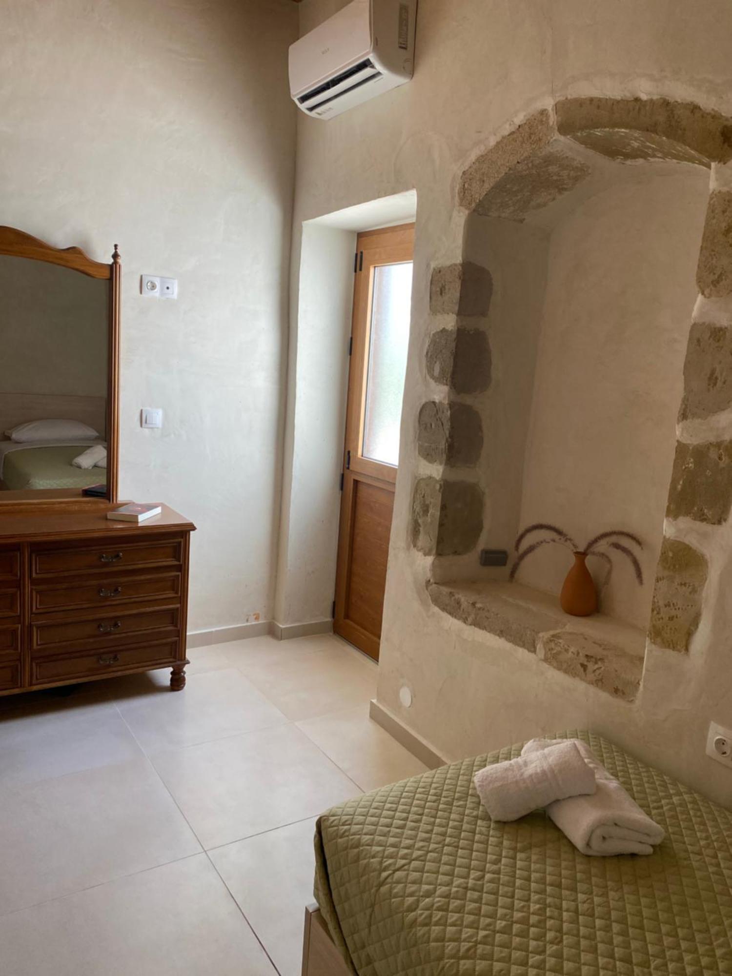 Avli House Vori Villa Bagian luar foto
